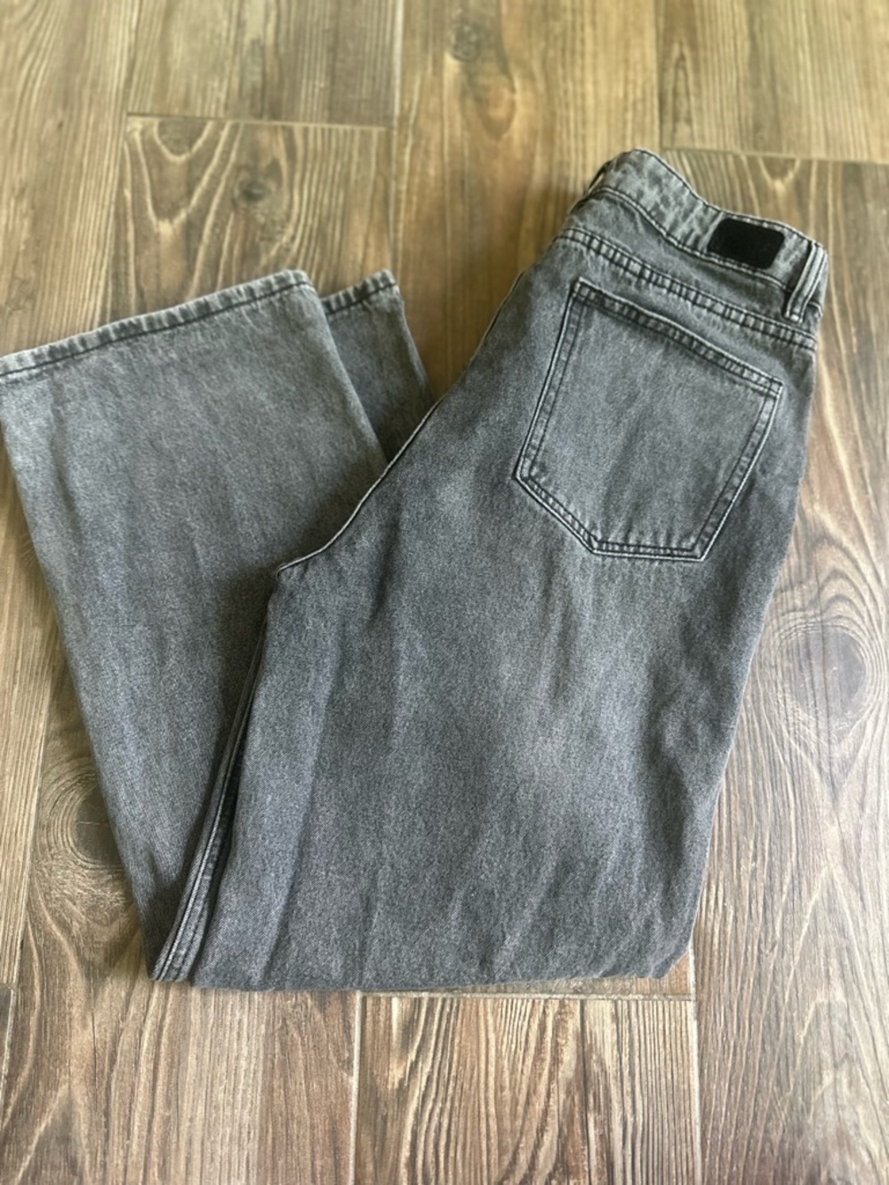 Women's High-Rise Wide Straight Leg Jeans in Washed Gray Black - Picture 2 of 12